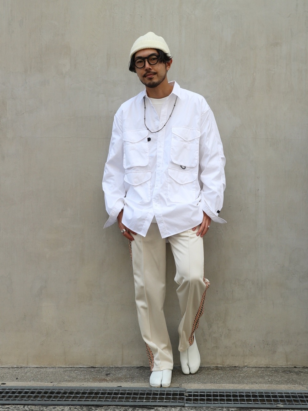 かっこいいシャツをレクチャー 爽やかシャツコーデで春を満喫 Cbk Magazine