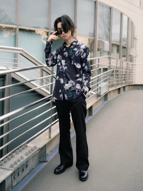 大人の色気を醸し出す 柄シャツ メンズコーデ50選 Cbk Magazine